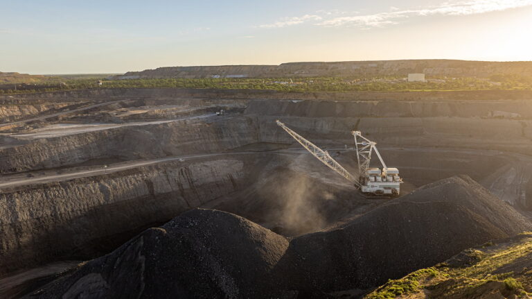 Draglines at Curragh Mine